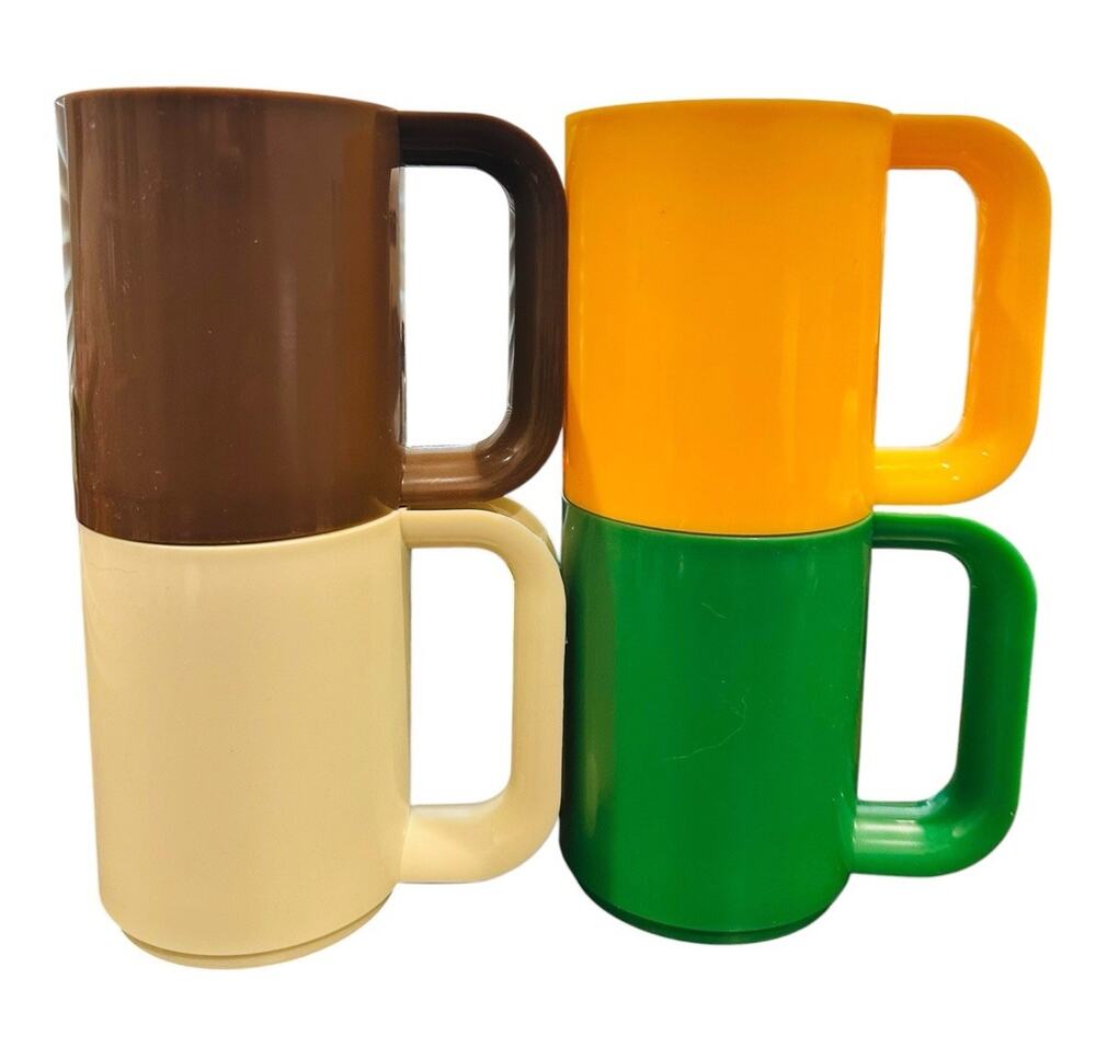 Vintage 1970s Sterilite Stacking Mugs Set of 4 Retro MCM Melamine Plastic Cups